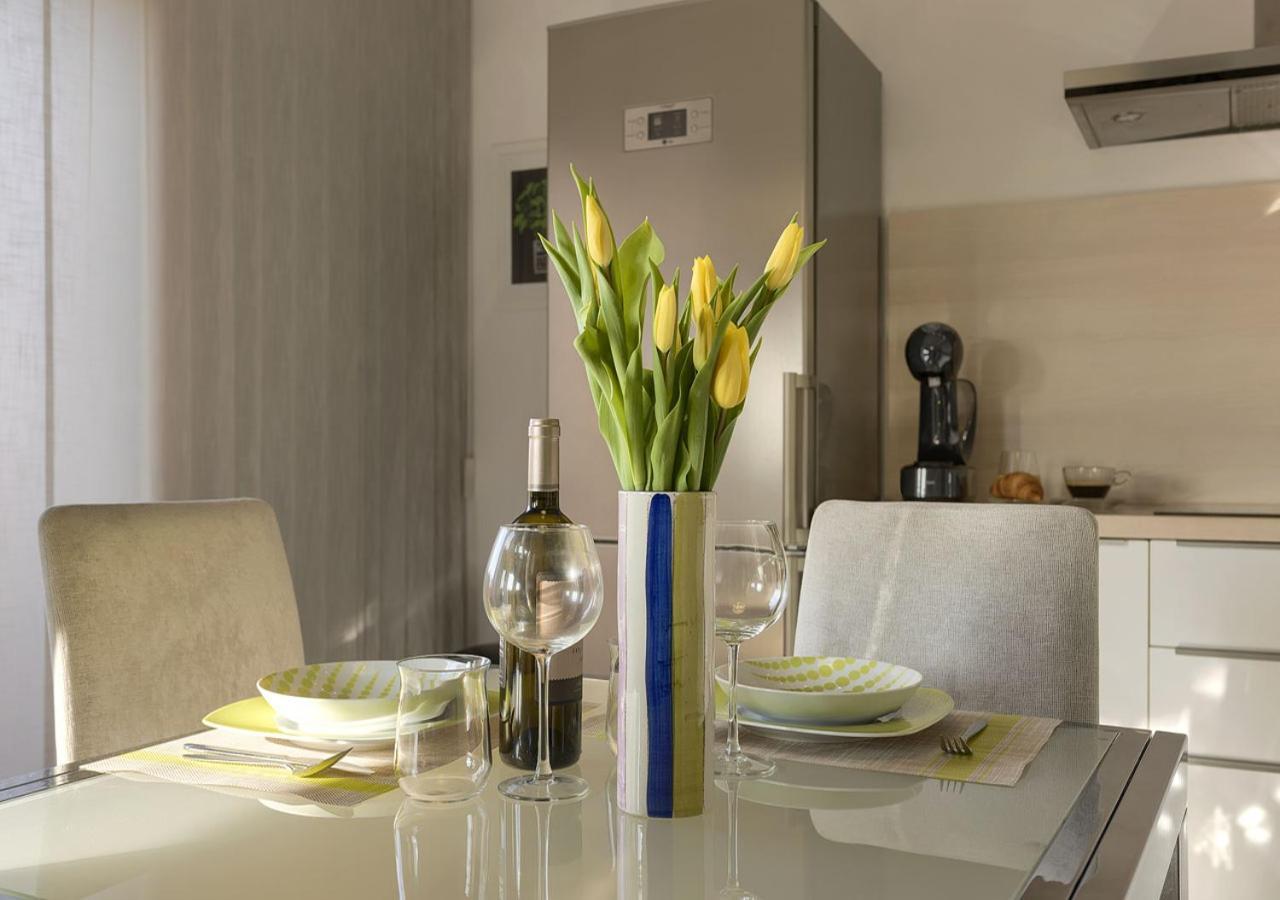 Apartment Leki - Newly Renovated, Modern City Spot Pola Esterno foto
