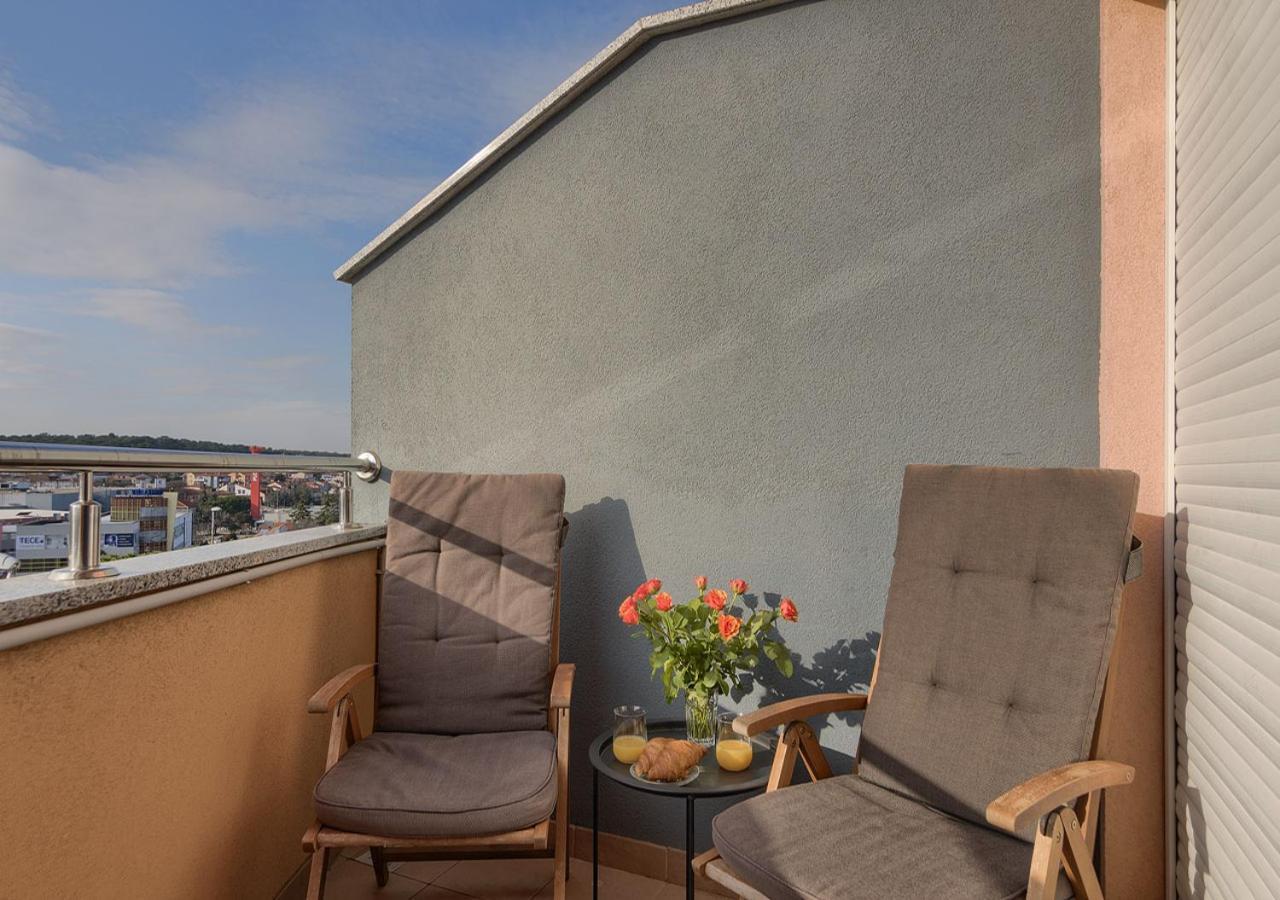 Apartment Leki - Newly Renovated, Modern City Spot Pola Esterno foto