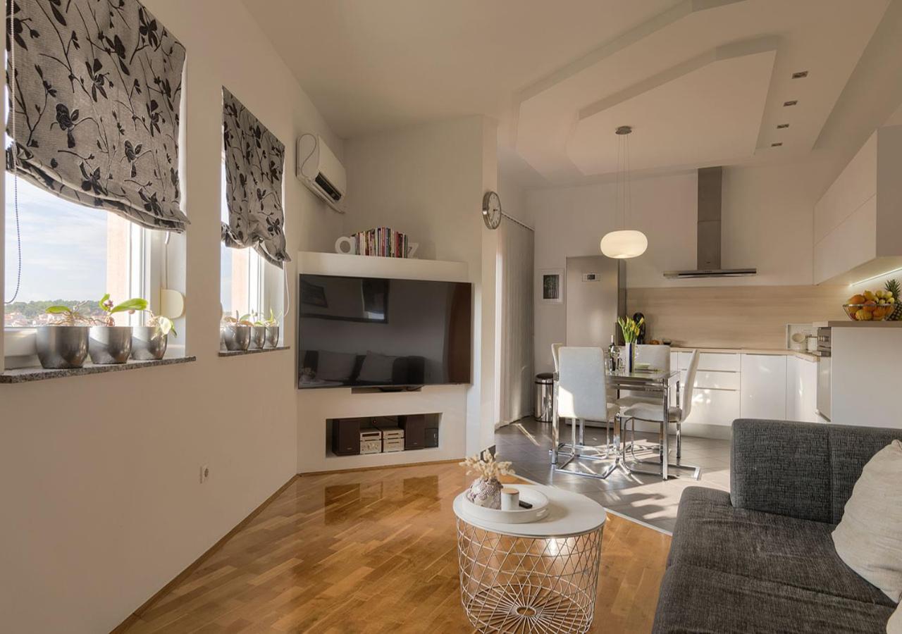 Apartment Leki - Newly Renovated, Modern City Spot Pola Esterno foto