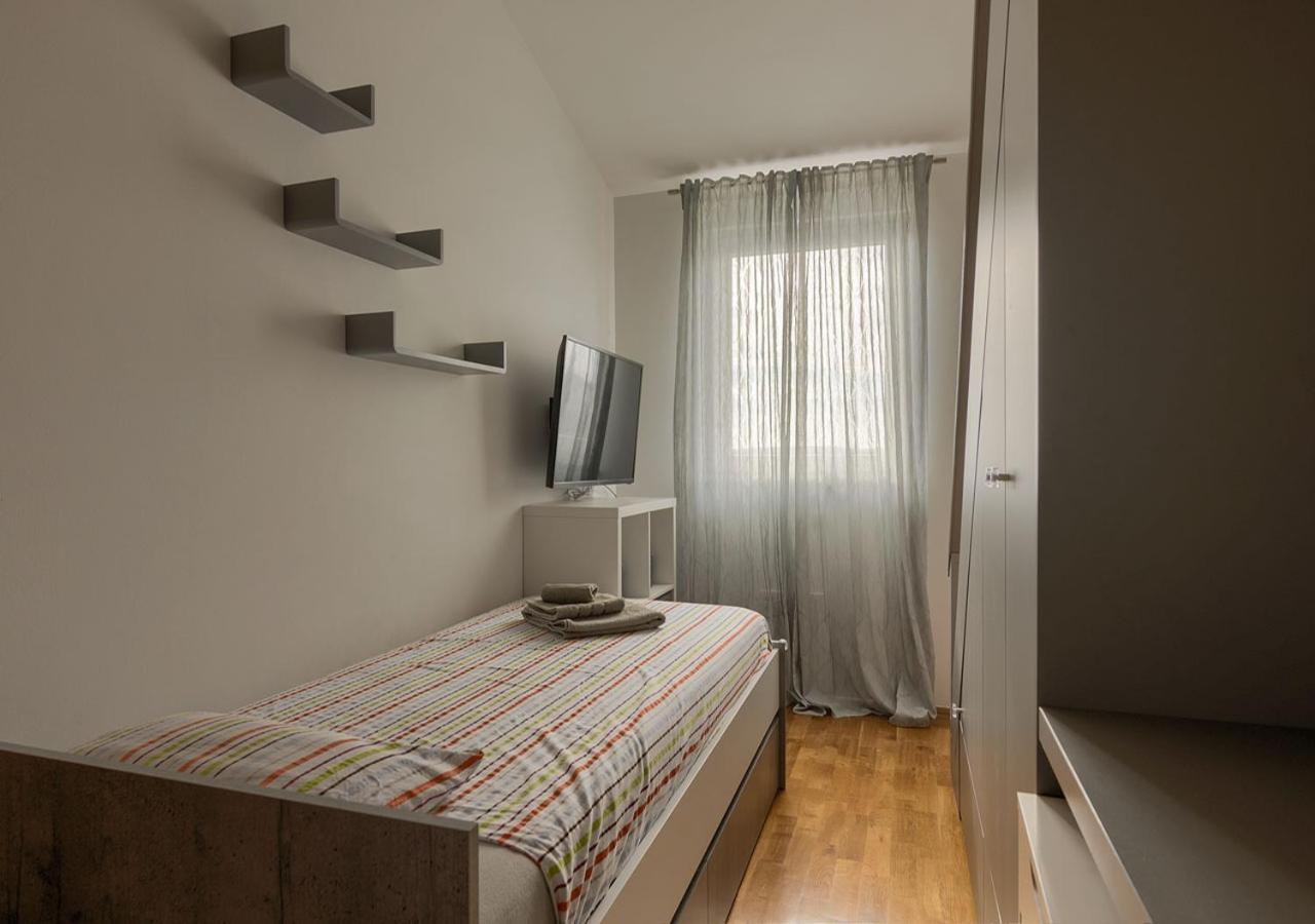 Apartment Leki - Newly Renovated, Modern City Spot Pola Esterno foto