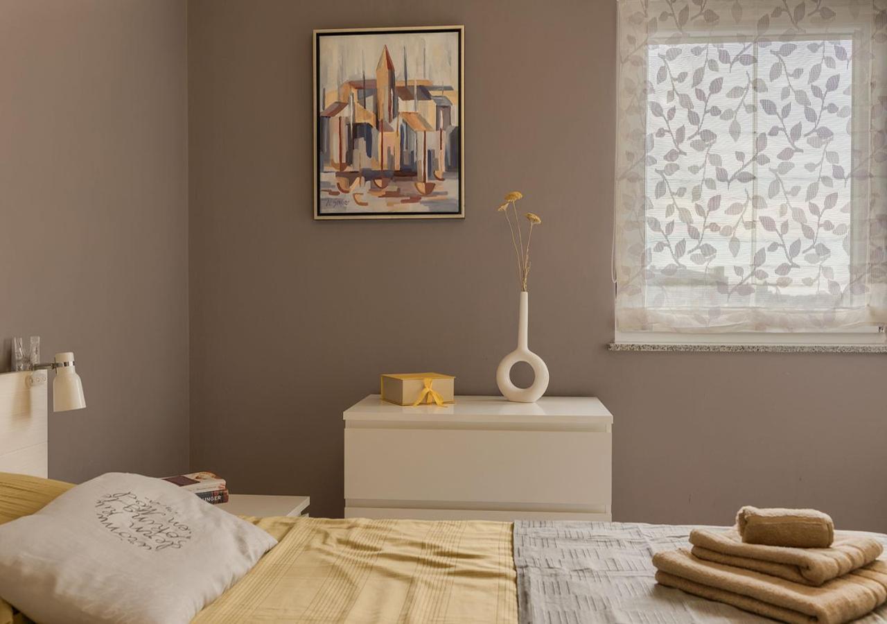 Apartment Leki - Newly Renovated, Modern City Spot Pola Esterno foto