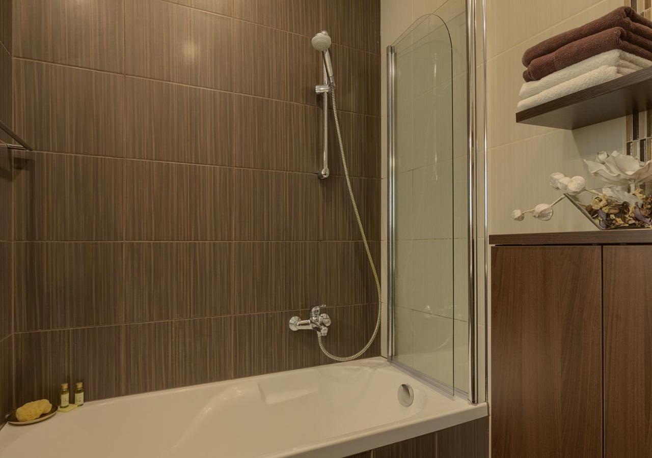 Apartment Leki - Newly Renovated, Modern City Spot Pola Esterno foto